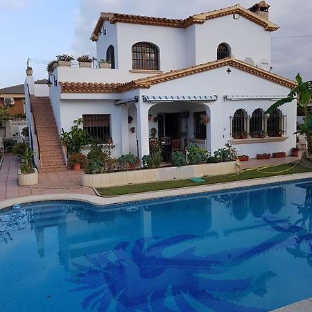 Mediterranee Room Villa Blanca Камбрильс Экстерьер фото