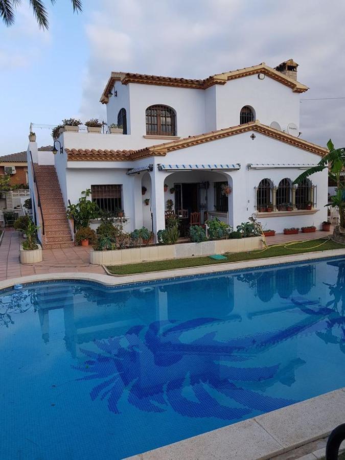 Mediterranee Room Villa Blanca Камбрильс Экстерьер фото
